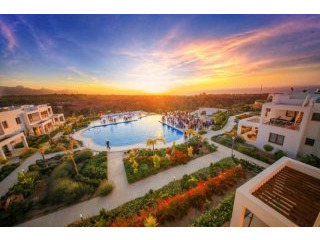 New Horizons Luxury Golf Garden..