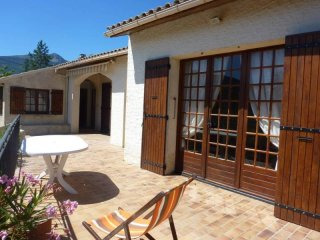 Single Storey Villa With Clear View