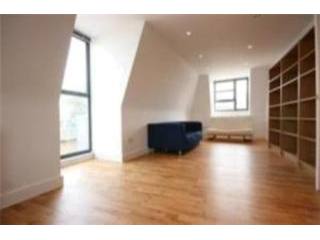 2 bed flat to rent