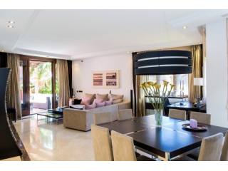 Outstanding Beach front 3 Bedroom..