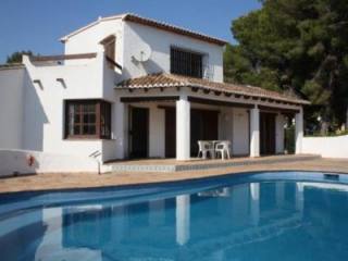 3 Bedrooms - Villa - Alicante - For Sale