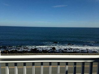 2 bedroom Flat For Sale: Rhode Island..