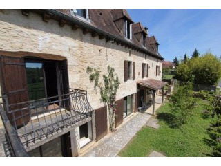 Delightful House Set on 1.2 Hectares