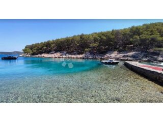 OTOK ZMAJAN, poljoprivredno zemljište nadomak mora