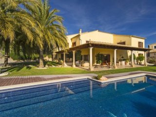 Dream Property In Elevated Outskirts Of..