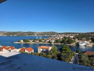 RAŽANJ- EKSKLUZIVNI PENTHOUSE S TOP POGLEDOM