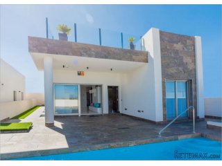 Beautiful detached villa located in Villamartin, Orihuela..