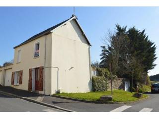 Maison / Villa For Sale