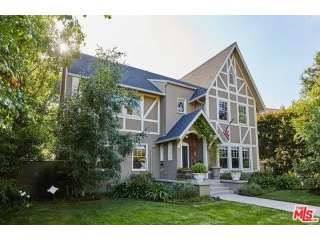 269 S Lucerne | Los Angeles, California..