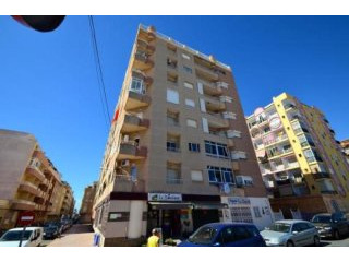 2 bedroom, 1 bathroom Apartment, (build..