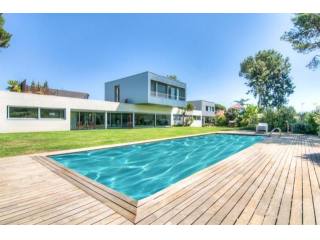 5 bedroom Detached House For Sale:..