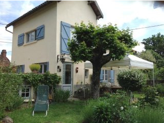 Nice Country House with Lovely Garden