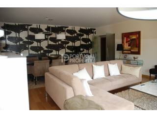 Spectacular 3 Bedroom Apartment In..