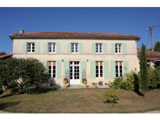 Beautiful Charentaise House With Two..