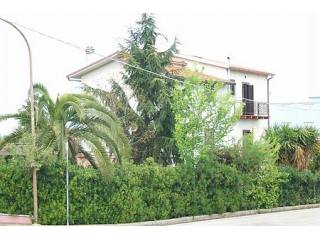 Large property close to the coast..