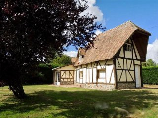 2 Bedroom Cottage For Sale