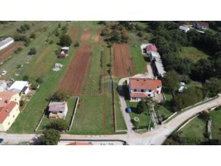 Istra - Svetvinčenat okolica - građevinsko zemljište na osam