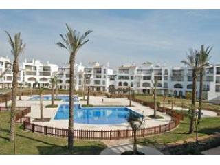 2 bedroom Apartment For Sale: 1st..