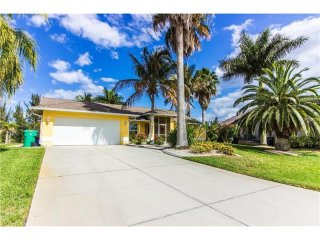 3 bedroom House For Sale: 15490 Mccomb..