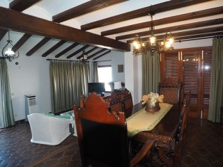 5 Bedrooms - Villa - Alicante - For Sale