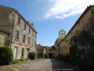 9 bedroom House For Sale: 34000..