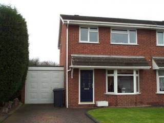 2 Bedrooms - House - Kingsbury - For..