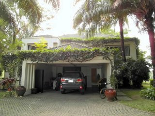 Phoenix Golf: charming 2 storey pool..
