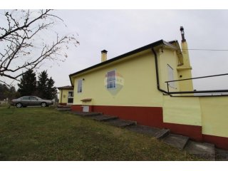 Istra, Buzet, kuća na mirnom mjestu, prekrasan pogled na Ćić
