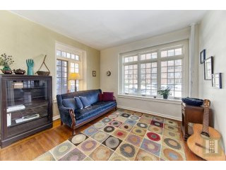 2 bedroom Apartment For Sale: CENTRAL..