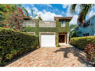 3 bedroom Flat For Sale: 3110 Matilda..