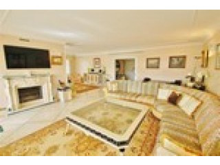 Apartment For Sale In Nueva Andalucia..