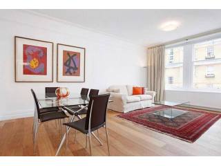Ridgmount Gardens, London WC1E