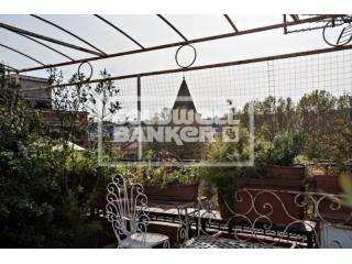2 Bedrooms - Attic - For Sale