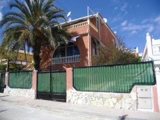 4 Bedrooms - Villa - Alicante - For Sale