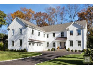 6 bedroom House For Sale: 3 DAVIS LANE..