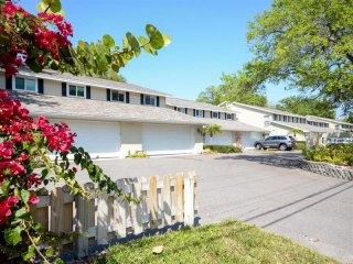 3 bedroom Property For Sale: 2919 WEST..