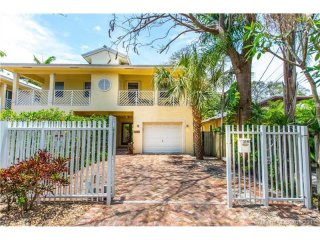 3 bedroom Town House For Sale: 3140..