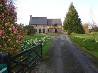 Maison D'habitation Et Gites La..