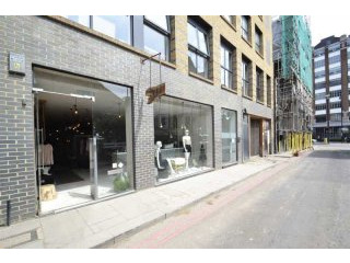 Holywell Lane EC2A