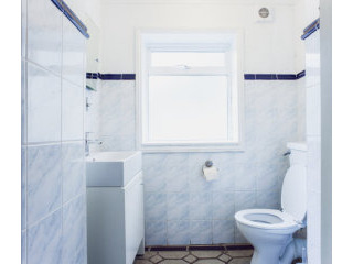 Single with double bed near West..