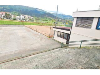 Veliko građevinsko zemljište u centru Buzeta