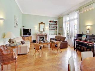 A Luxuriously appointed apartment