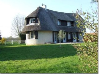 Thatched House on Half Acre Plot