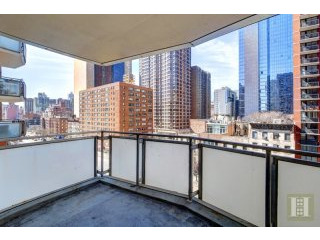 1 bedroom Apartment For Sale: 300 EAST..