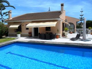 Detached villa in Los Balcones