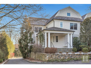 4 bedroom Apartment For Sale: 113..