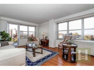 3 bedroom Apartment For Sale: 555..