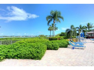 106 Half Moon Cir #g3, Hypoluxo, FL -..