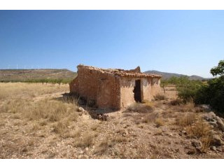 building plot with ruin...fixed price..