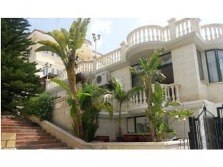 Luxury 4 bed villa in Ayios Athanasios